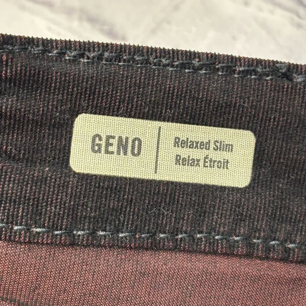 NWT True Religion Men Geno Relaxed Slim Jeans Denim Size 42 Flap C127 -27